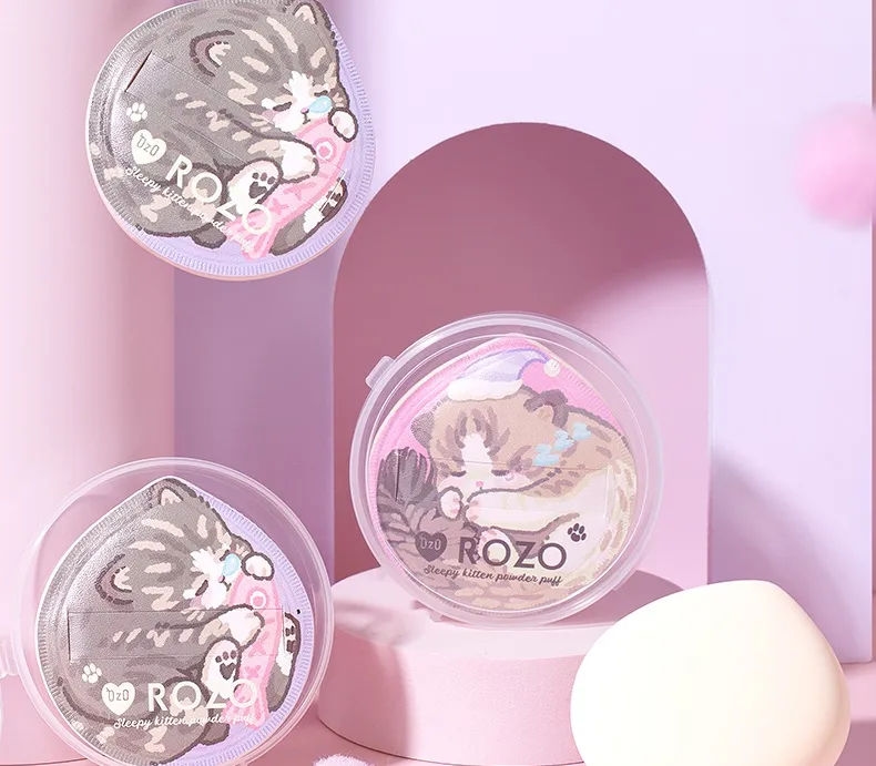 Sleepy Kitten Powder Puff with Case